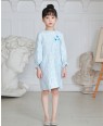 婴儿蓝提花泡泡长袖连衣裙
