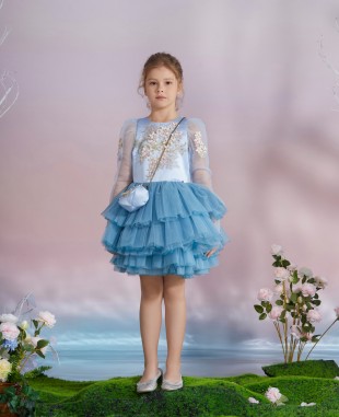 蓝色蕾丝花朵刺绣细节网纱公主短裙礼服裙